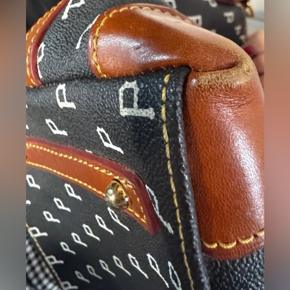 Dooney & Bourke Black and Brown Monogram Shoulder Bag. Pittsburgh Pirates. - Picture 11 of 13